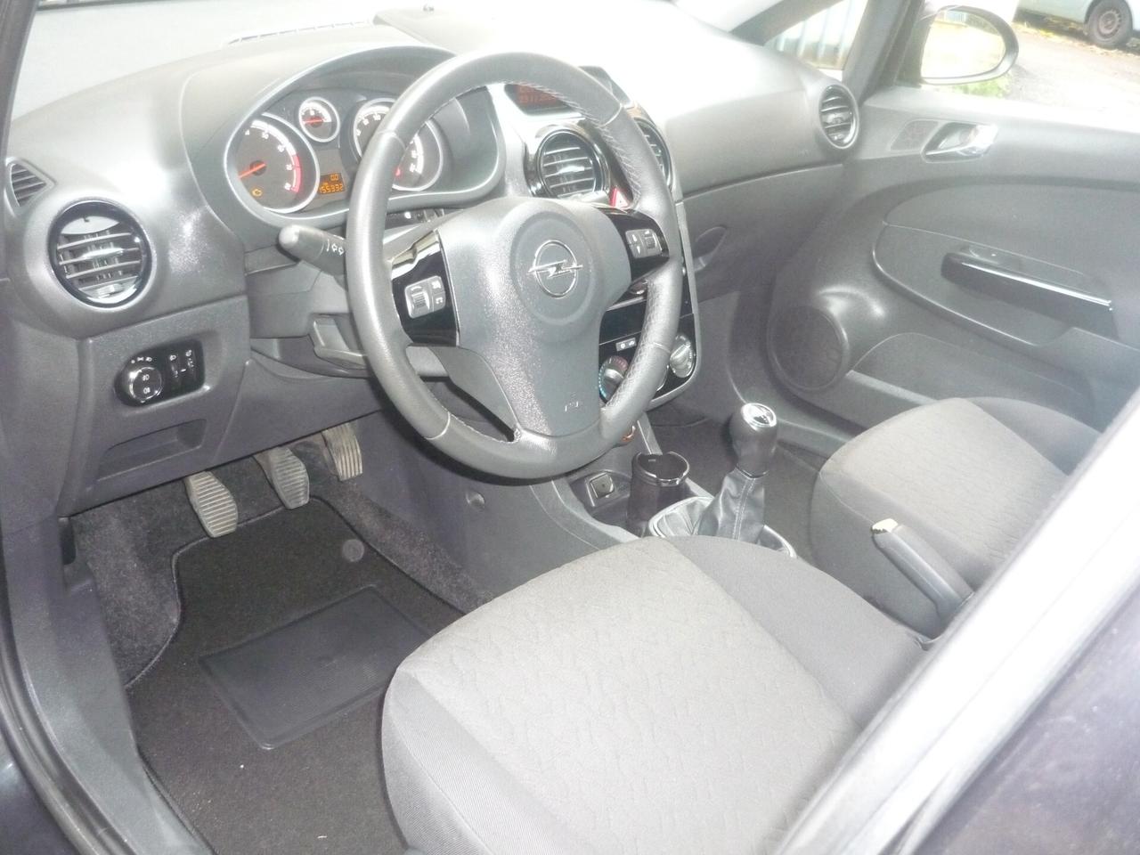 Opel Corsa 1.2 85CV 5 porte GPL-TECH Edition