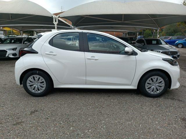 TOYOTA Yaris 1.5 Hybrid 5 porte Active