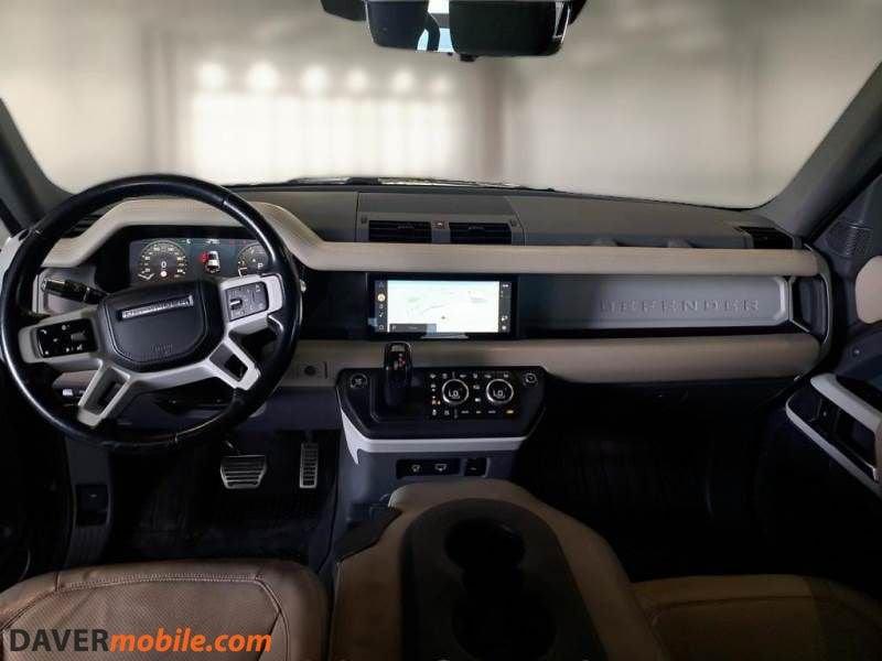 Land Rover Defender Defender 110 3.0d i6 mhev HSE awd 300cv auto