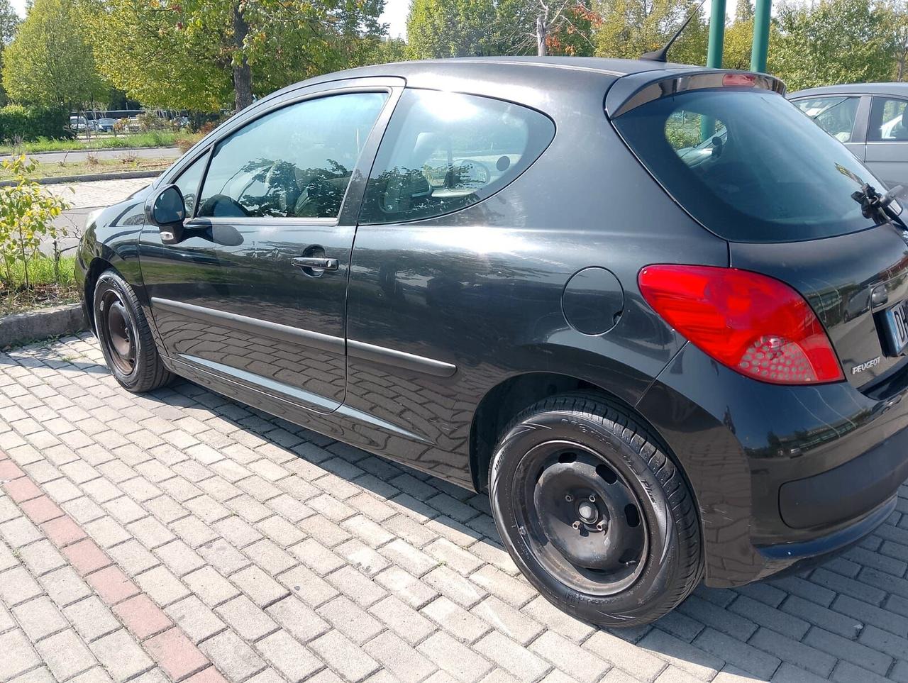 Peugeot 207 1.4 8V 75CV 3p. Energie Sport ECO GPL