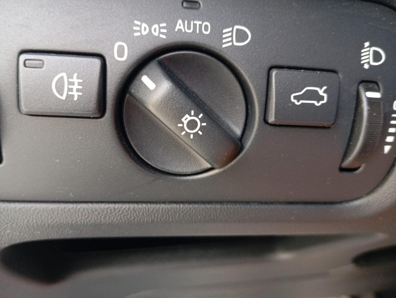 Volvo V40 " KM CERTIFICATI "