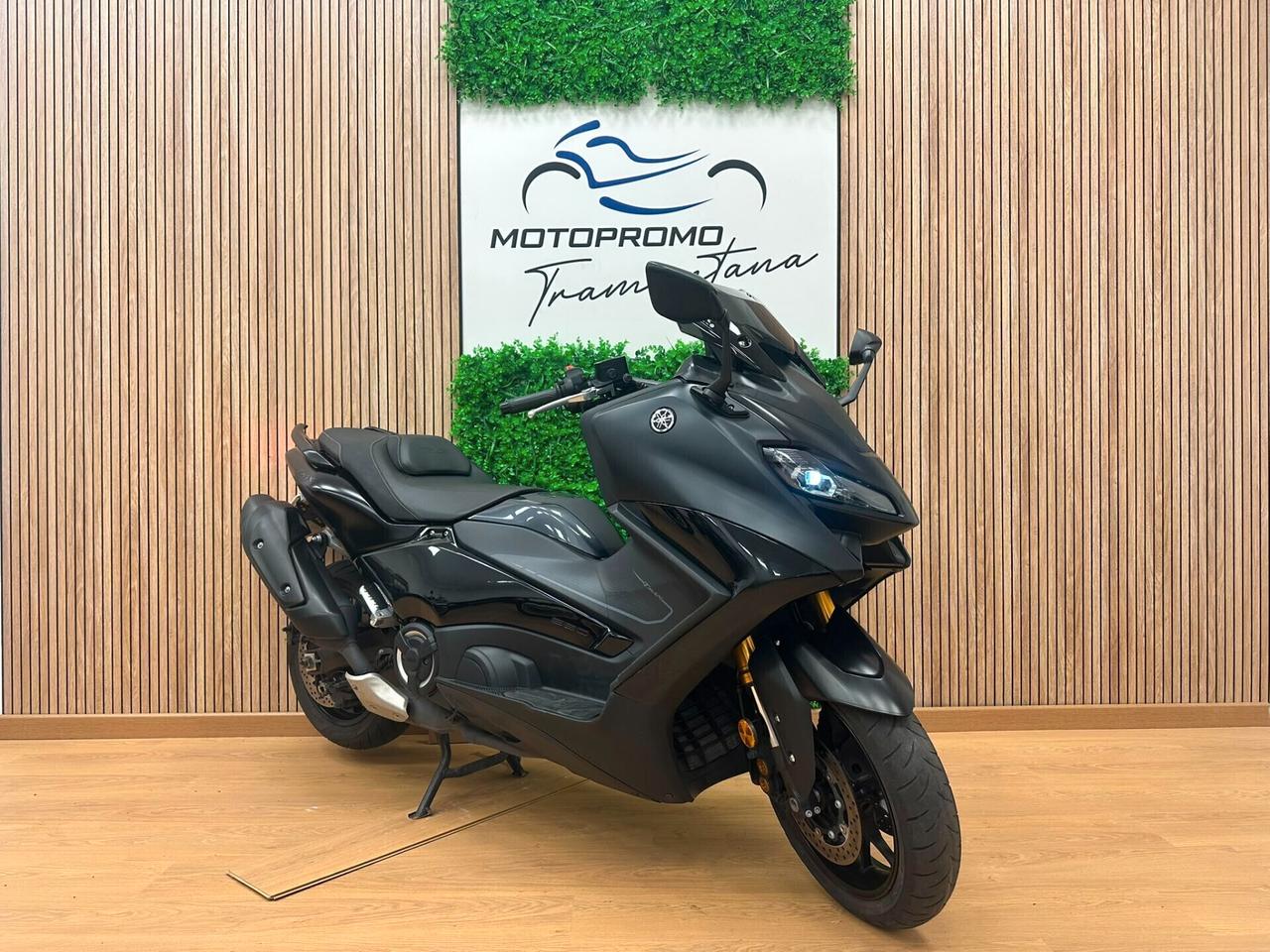 YAMAHA TMAX T-MAX T MAX 560 TECH - 2023 9.000KM