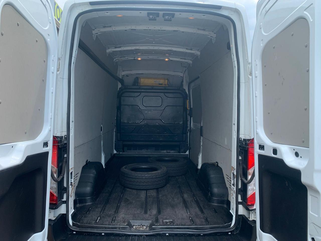 Ford Transit 350 2.0TDCi EcoBlue 170CV PL-DC Cab.Trend