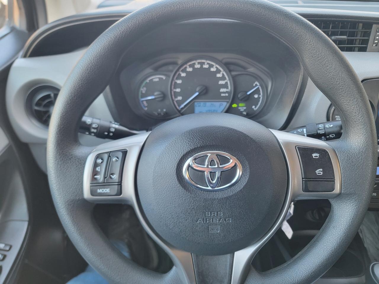 Toyota Yaris 1.5 Hybrid Active SOLO 48 MILA KM !