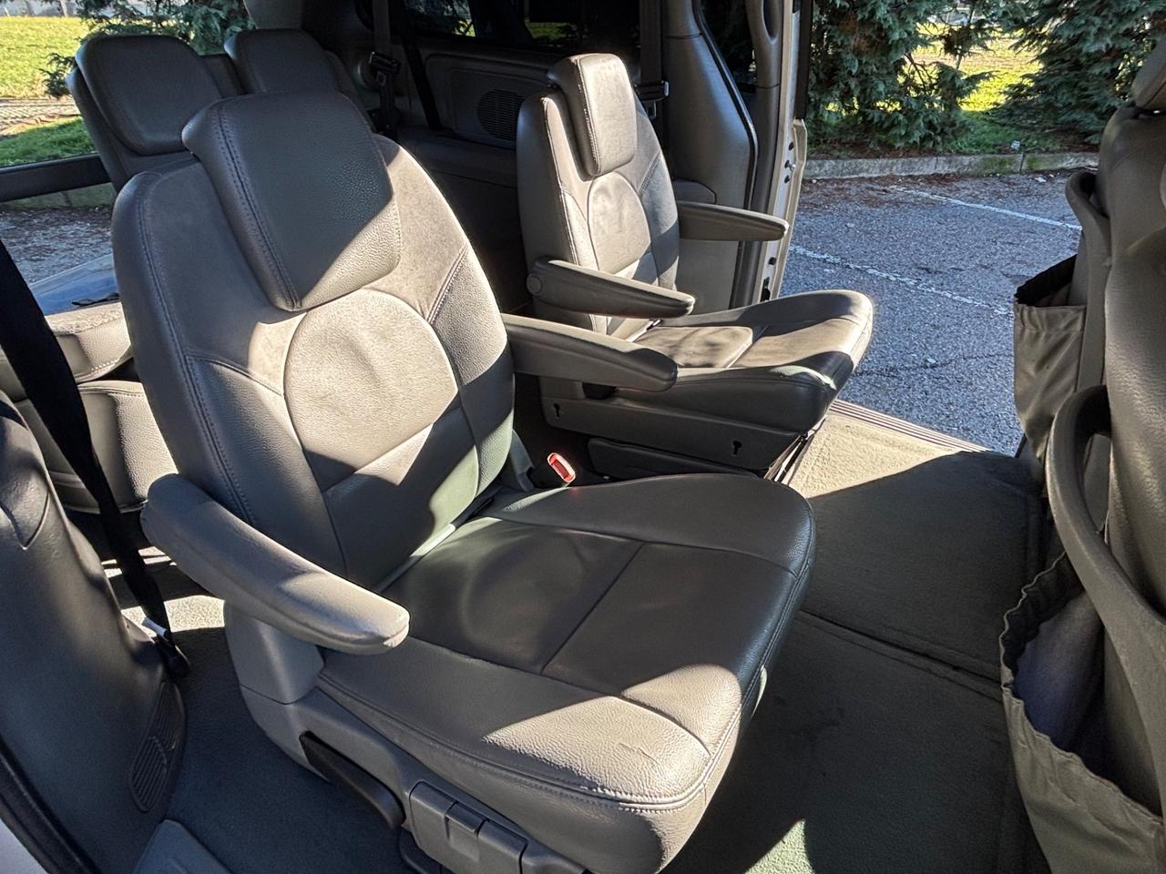 Chrysler Voyager Grand 2.8 CRD cat Limited Auto