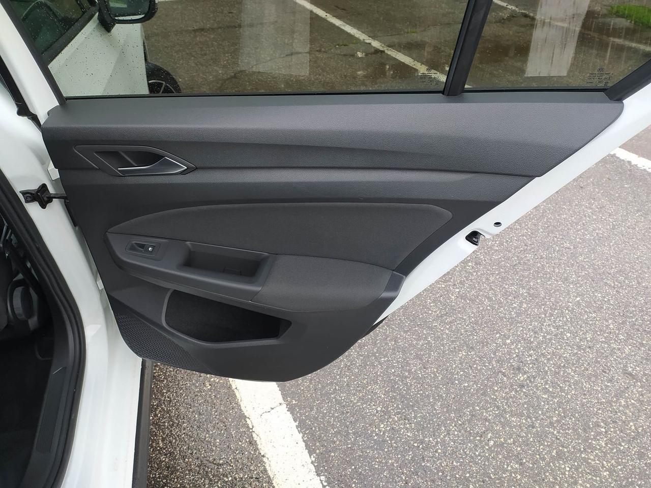 Volkswagen Golf 1st Edition Life 1.4 eHybrid #6450
