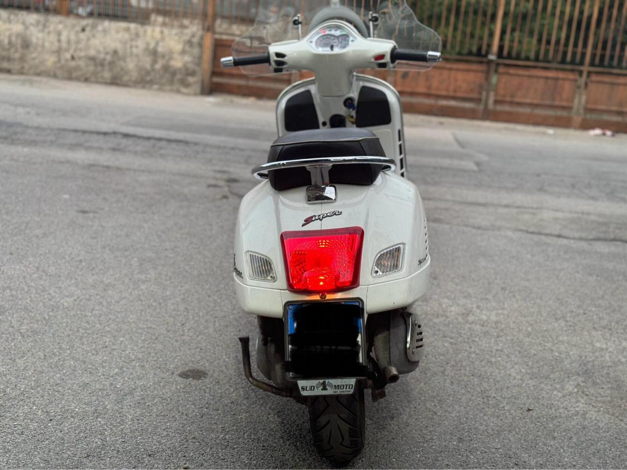 PIAGGIO VESPA 300 GT SUPER SENZA DIFETTII