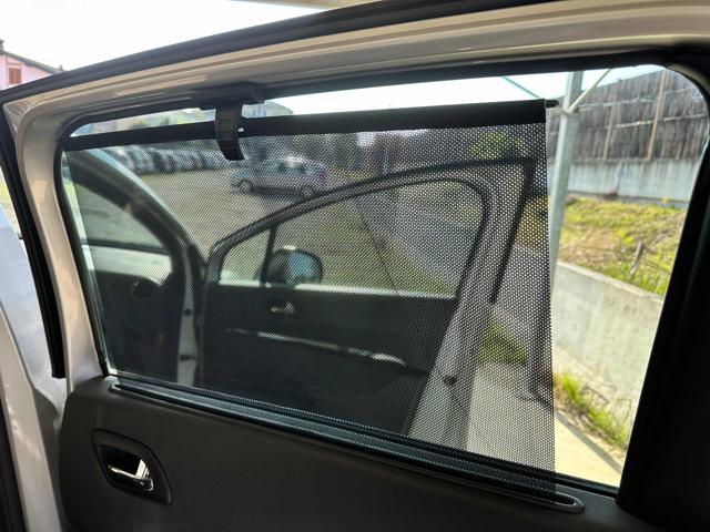 PEUGEOT 5008 1.6 HDi 115CV Business 7 POSTI FARI FENDINEBBIA