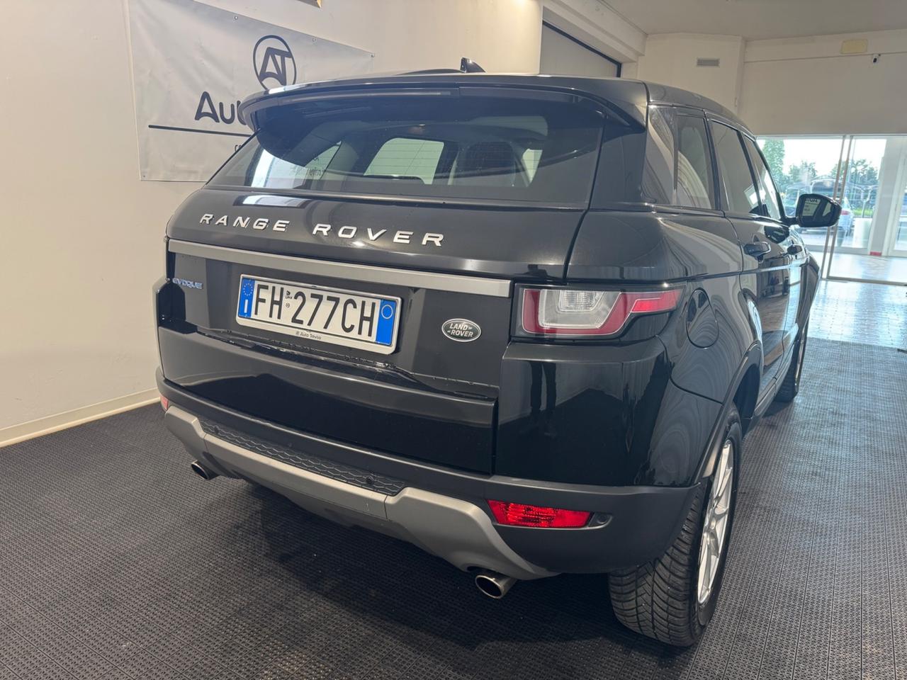 Land Rover Range Evoque 2.0 TD4 150 CV 5p. Pure