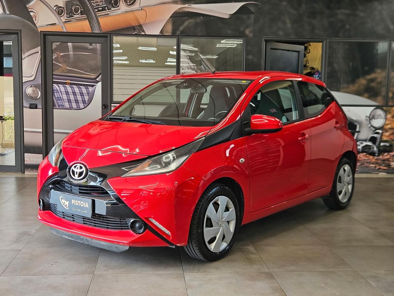 TOYOTA Aygo 1.0h 69 CV - NEOPATENTATI