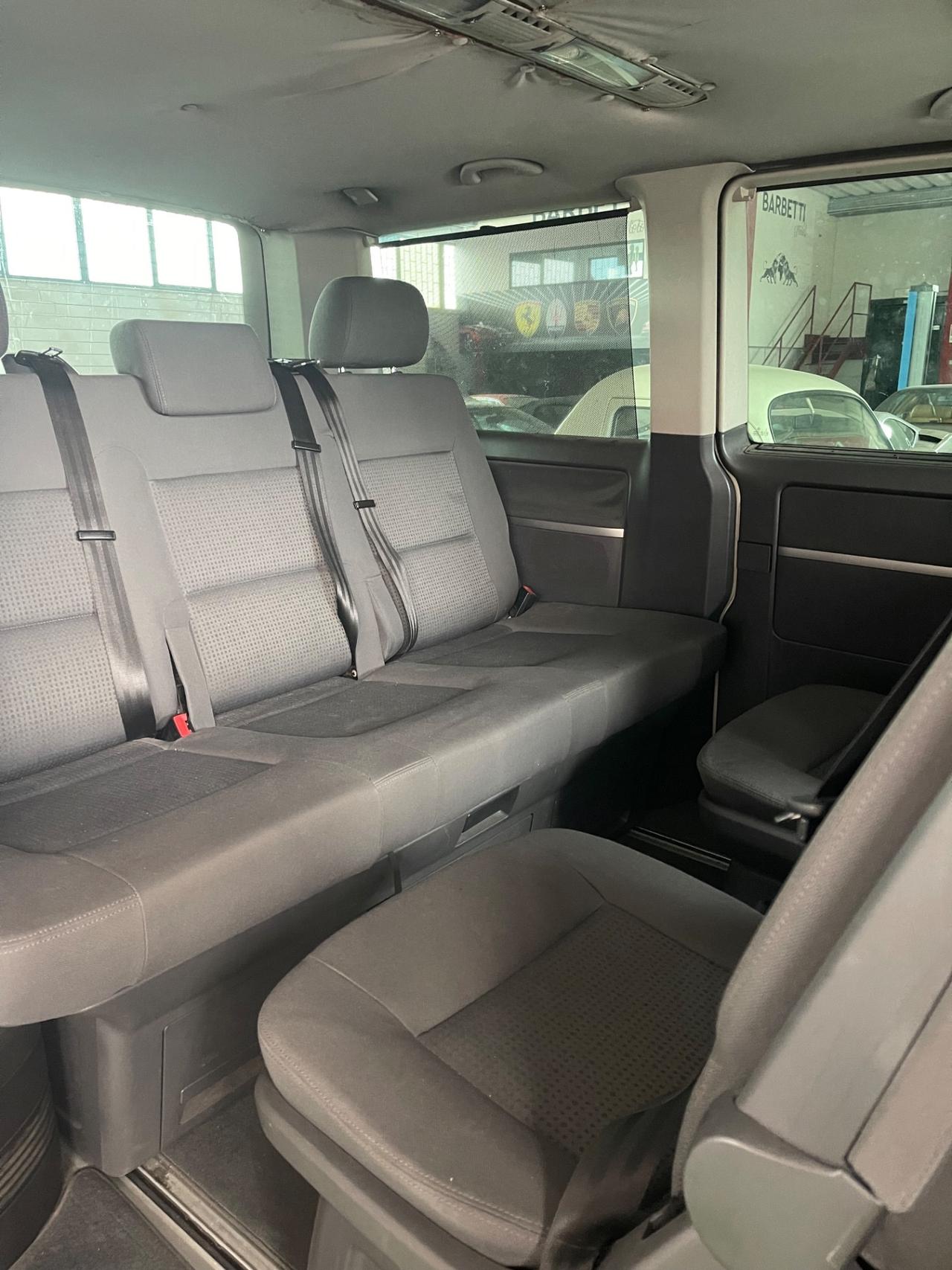 Volkswagen Multivan T5 2.5 TDI 7 Posti PERMUTE RATE