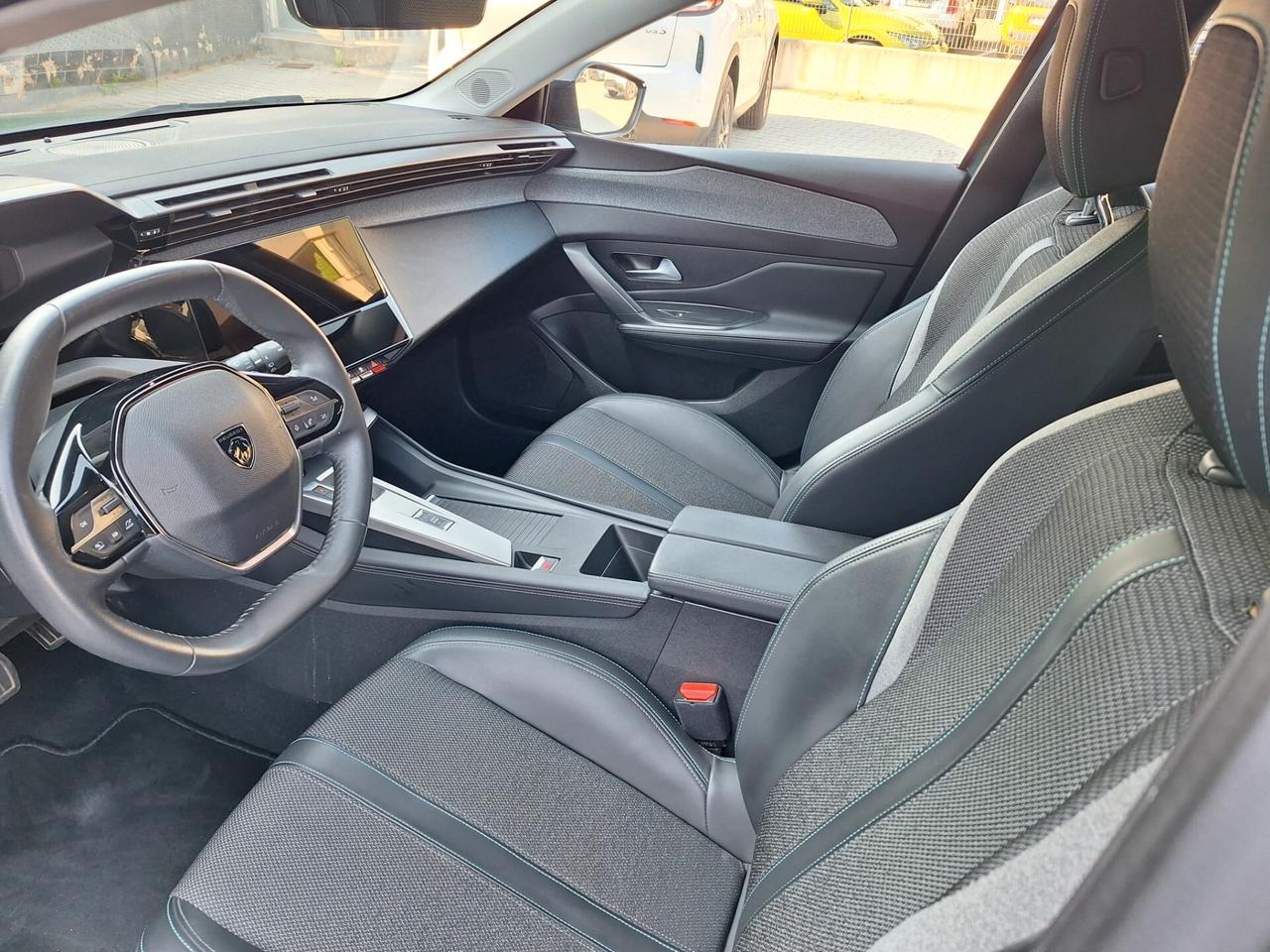 Peugeot 308 PureTech Turbo 130 S&S EAT8 Allure Pack X NEOPATENTATI UNICO PROPRIETARIO IVA ESPOSTA