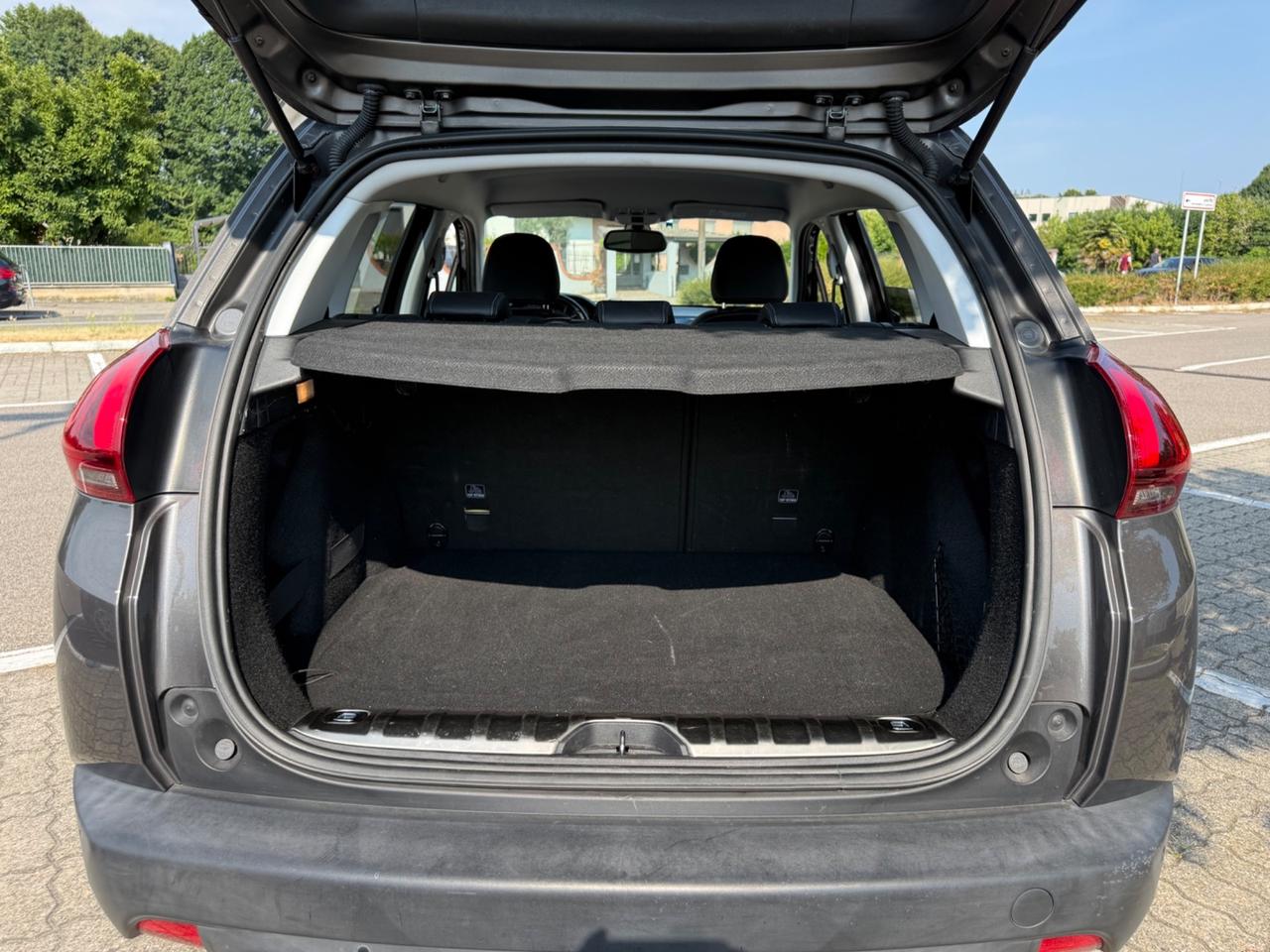 Peugeot 2008 PureTech Turbo 110 S&S*Navi*Pelle*Camera*Cerchi