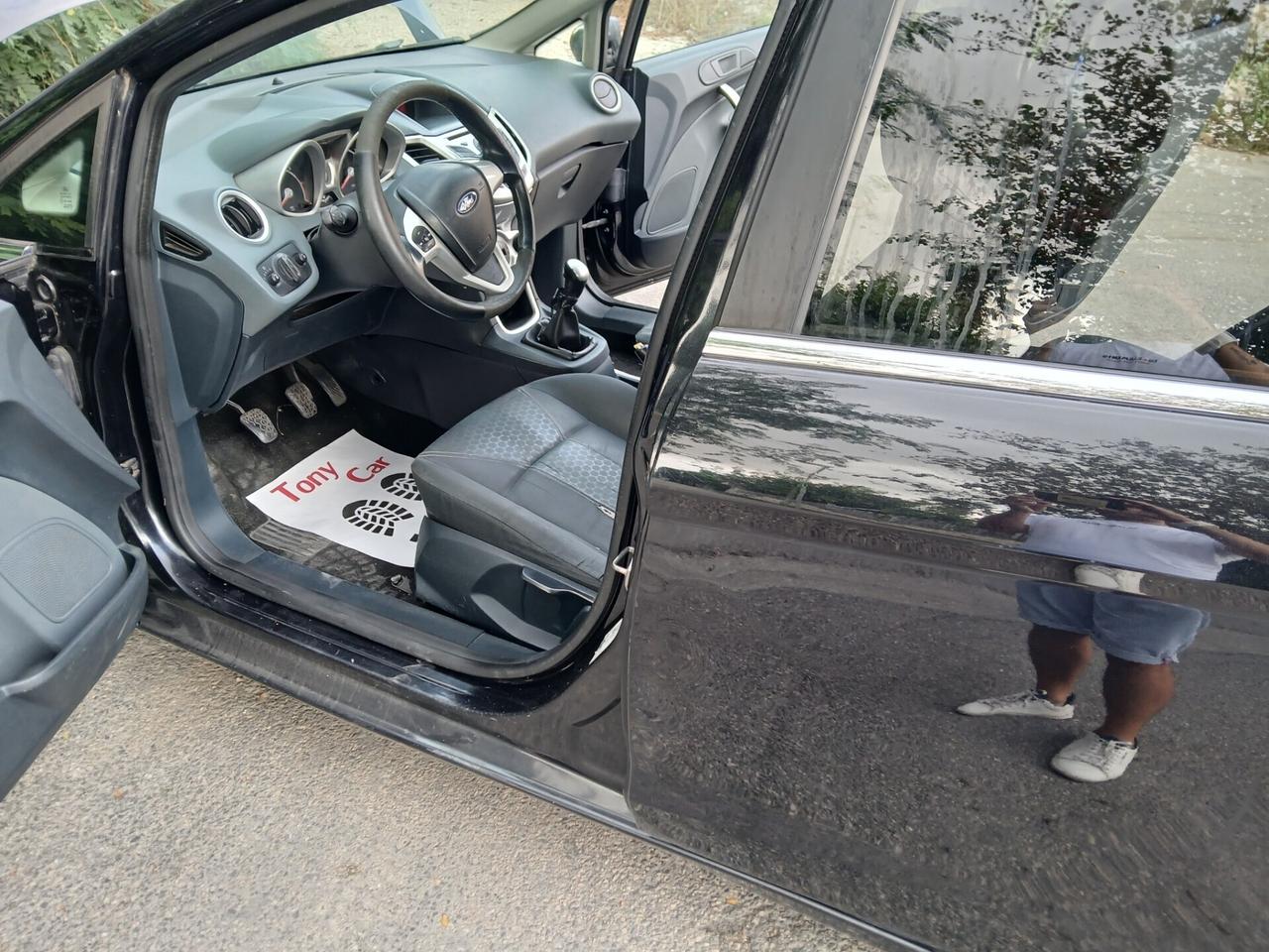 Ford Fiesta 1.4 TDCi 5p. Modello Titanium