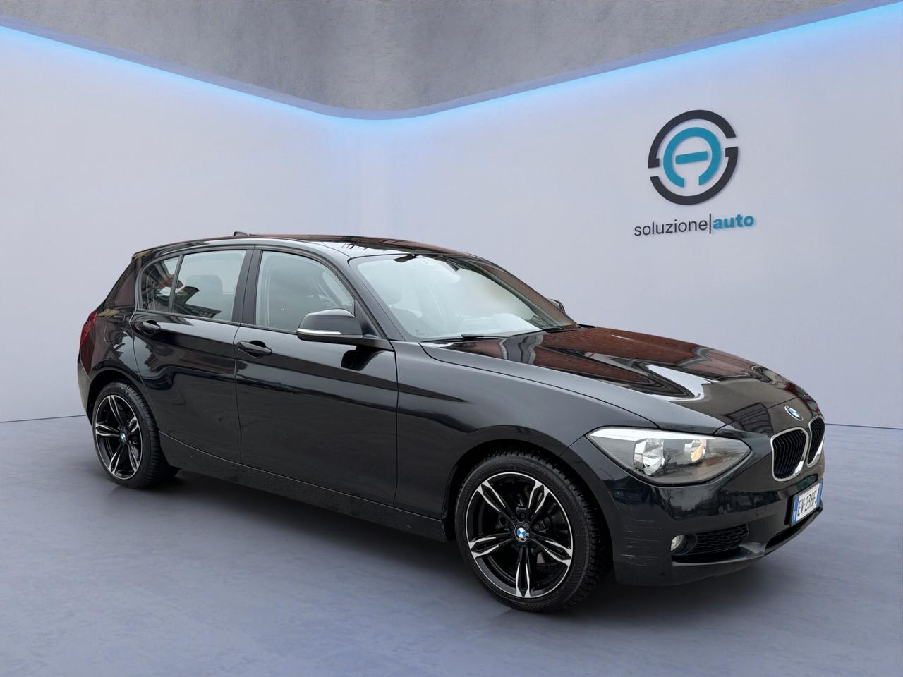 Bmw 118 118d 5p. Urban