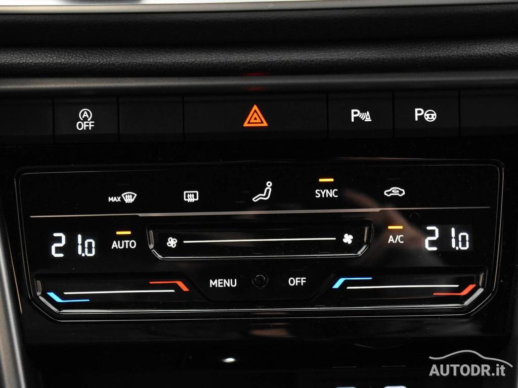 Volkswagen T-Roc Cabriolet Cabriolet 1.0 TSI 110cv Style Fari IQ, Retrocamera