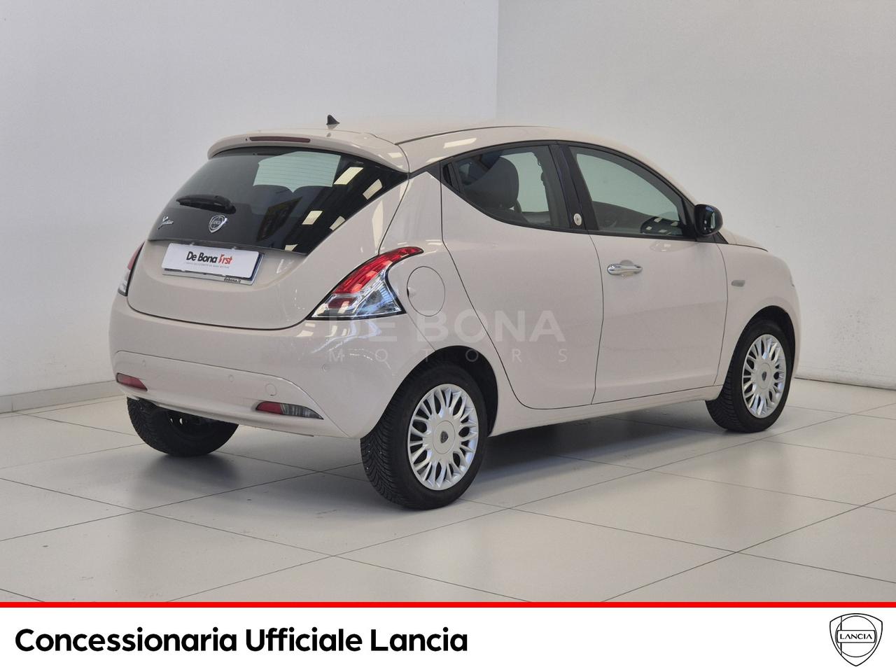 Lancia Ypsilon 1.2 silver ecochic gpl 69cv