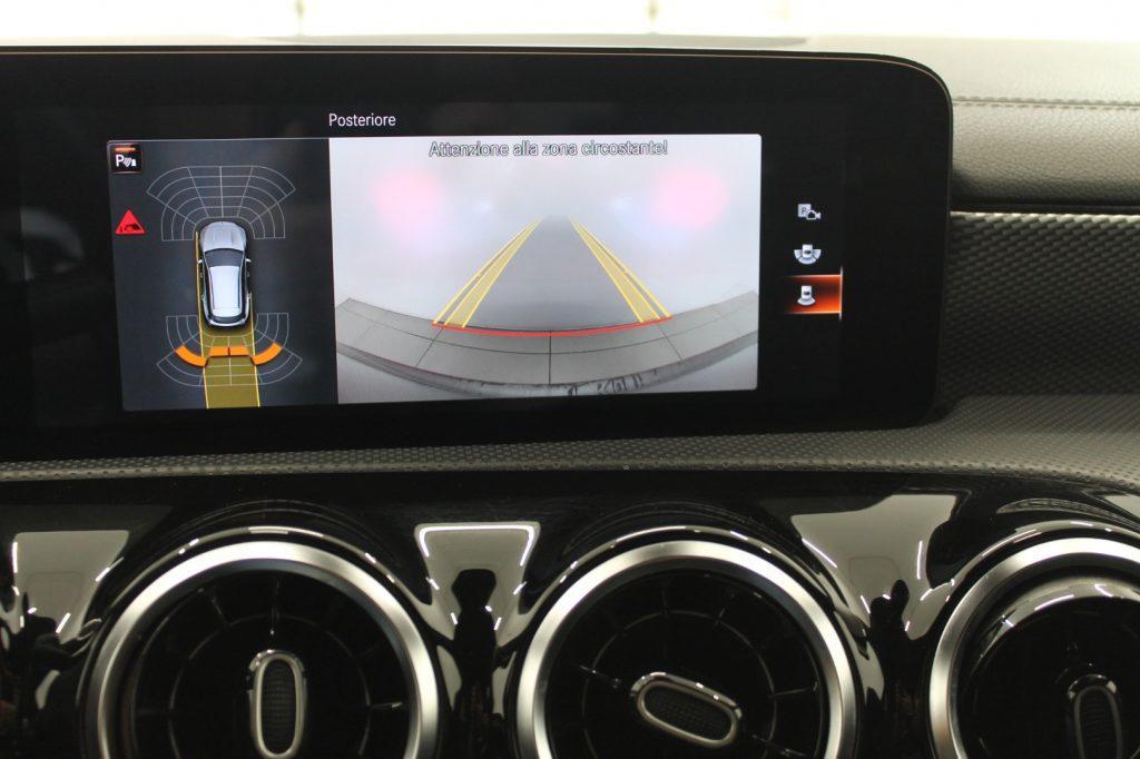 Mercedes-Benz CLA 180 d Automatic Shooting Brake Sport