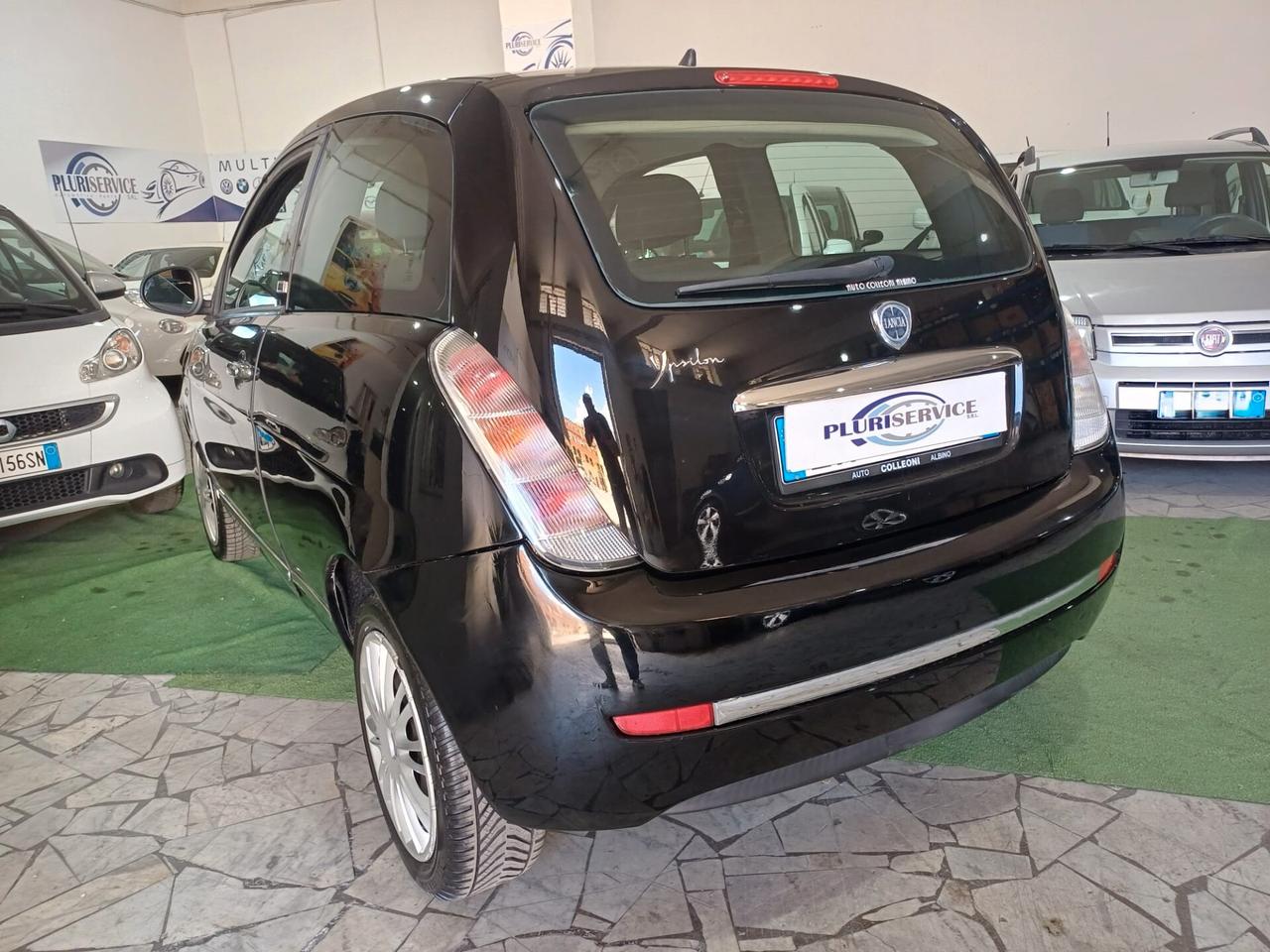 Lancia Ypsilon 1.2 Benzina Diva - 2011