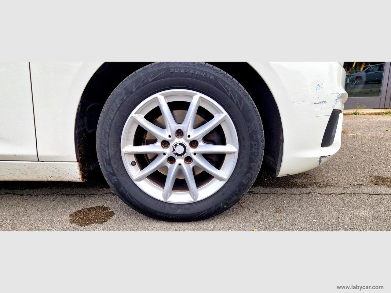 BMW 214d Active Tourer Advantage OK NEOPATENTATI