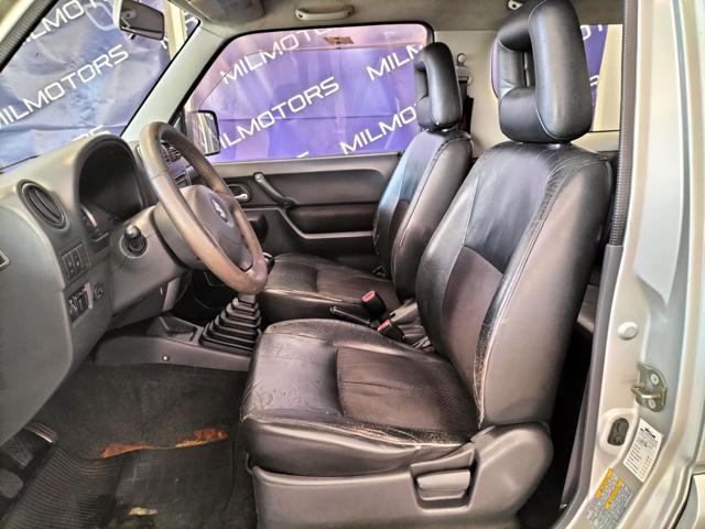 SUZUKI Jimny 1.3i 16V cat 4WD JLX Più