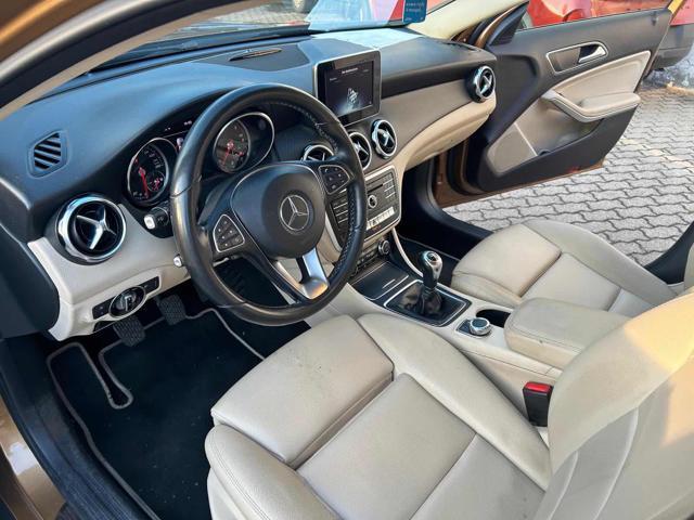 MERCEDES-BENZ GLA 180 Executive