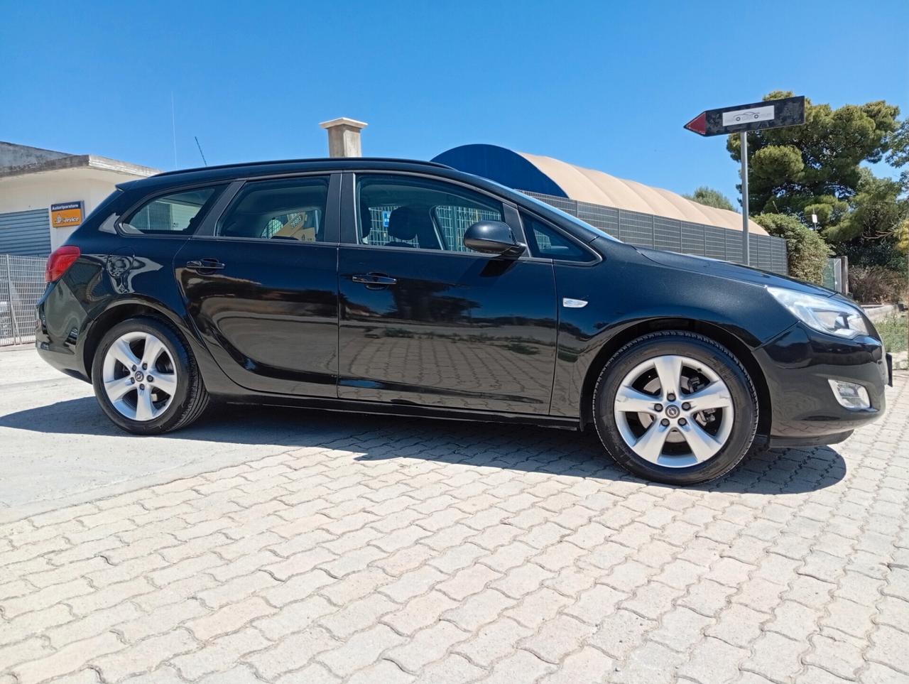 Opel Astra 1.7 CDTI 110CV Sports Tourer Elective