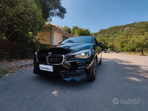 Bmw 2er Active Tourer 216d Active Tourer Sport auto
