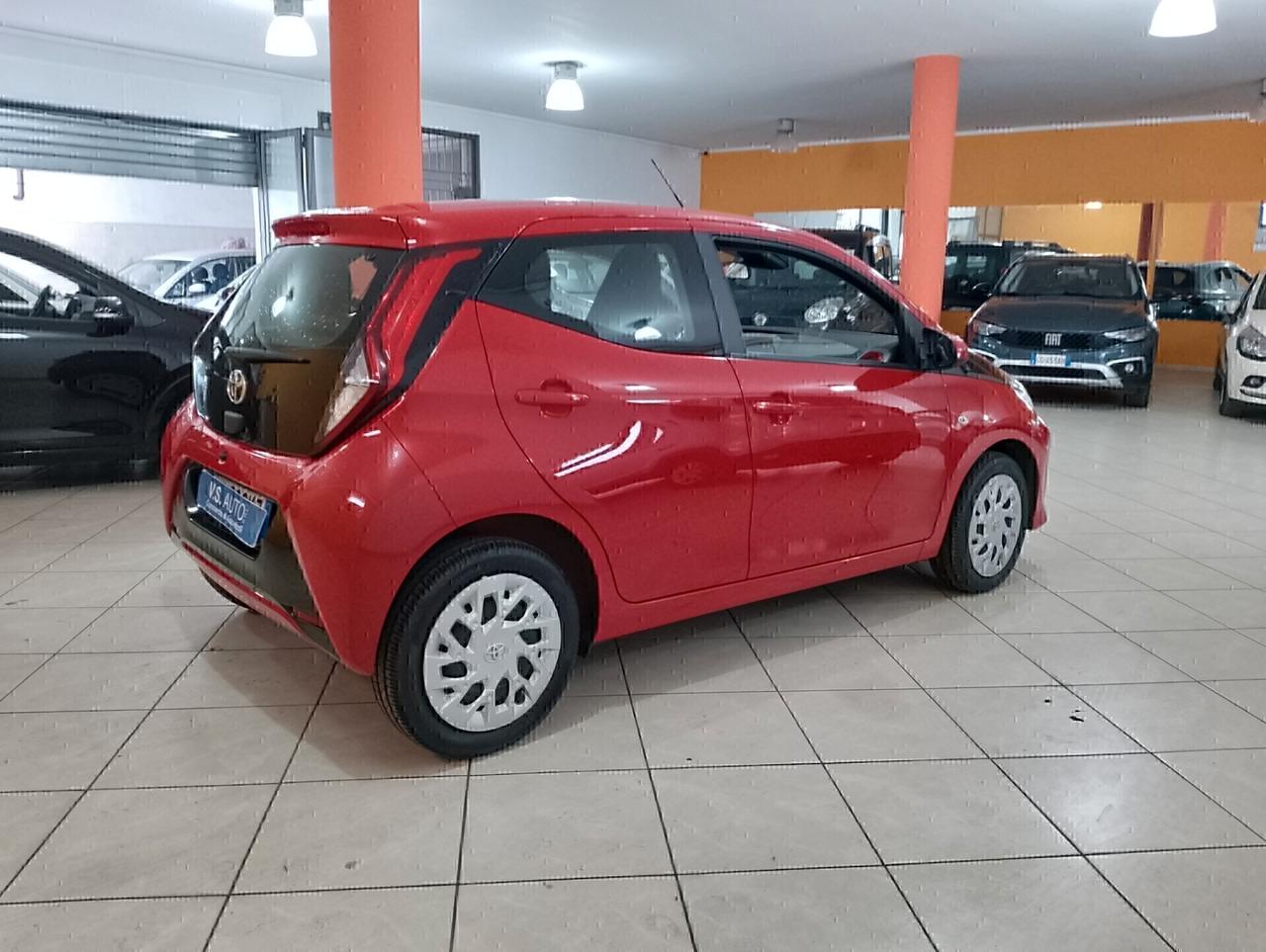 Toyota Aygo Connect 1.0 VVT-i 72 CV 5 porte x-clusiv