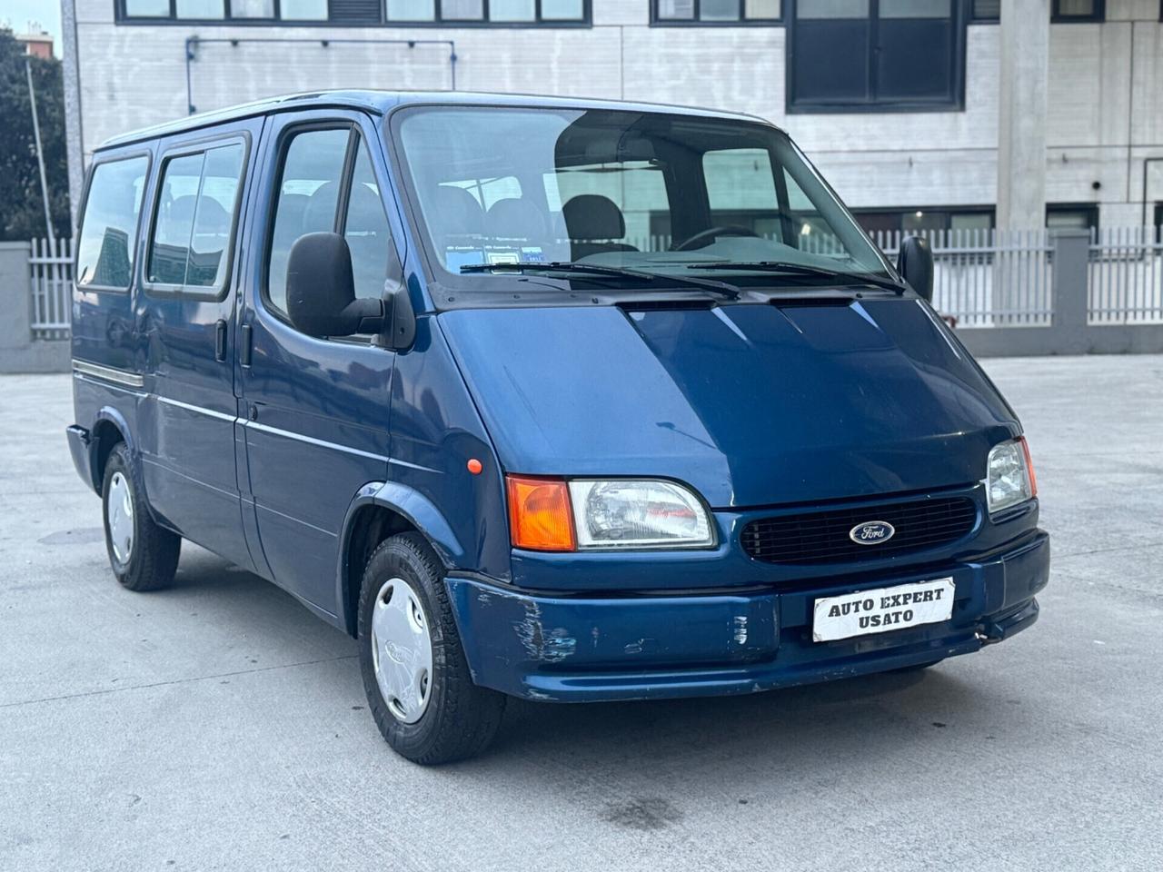 Ford Transit/ Tourneo 2.5 TD/100CV 9 POSTI full optional