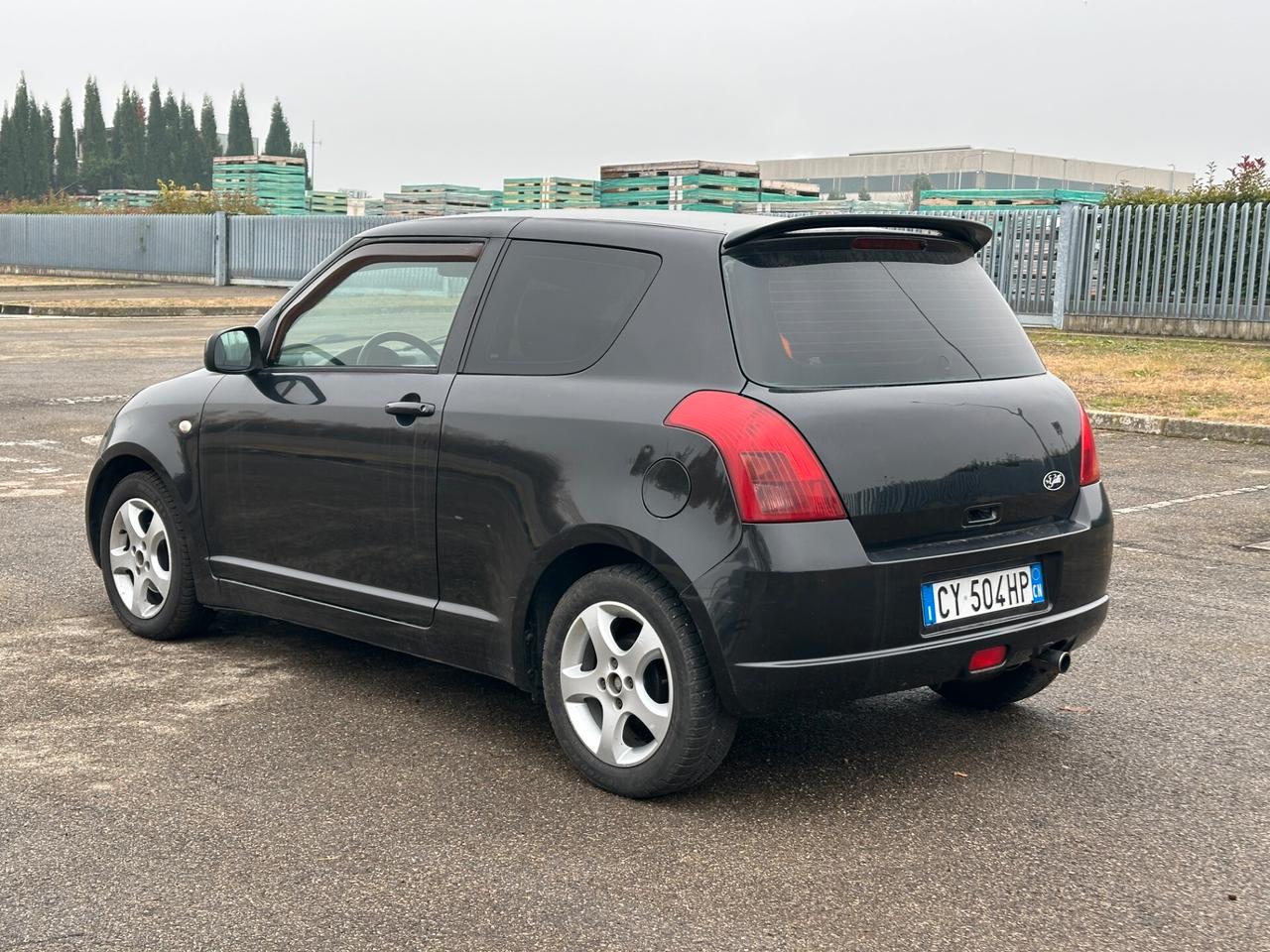 Suzuki Swift 1.3 DDiS 3p. GL