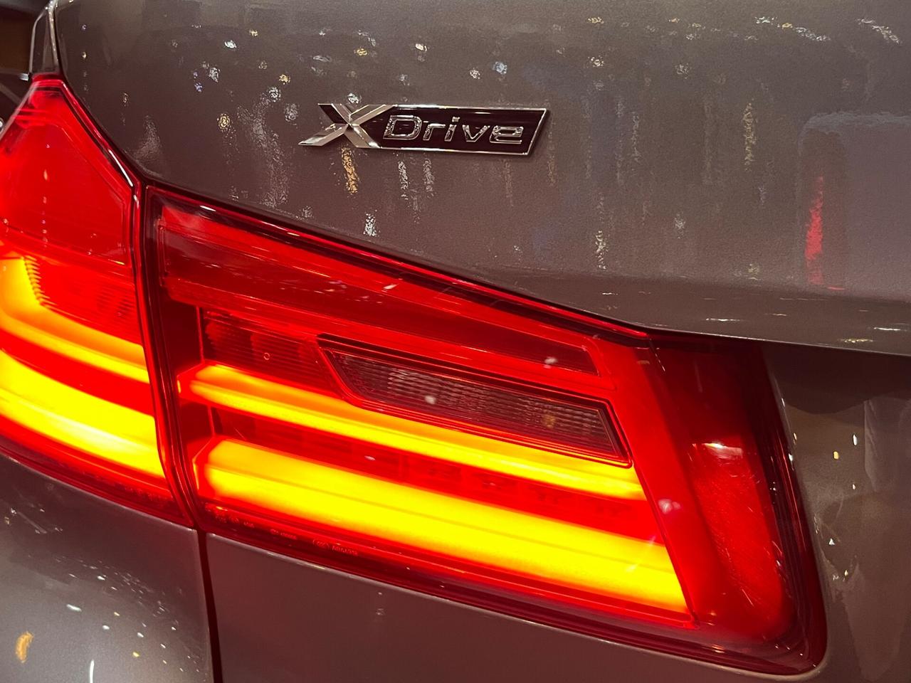 Bmw 530 530d xdrive Luxury 265cv auto 65.000KM!!