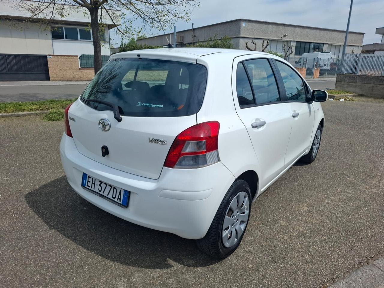 Toyota Yaris 1.0 5 porte 2011 SOLO 124.000 KM