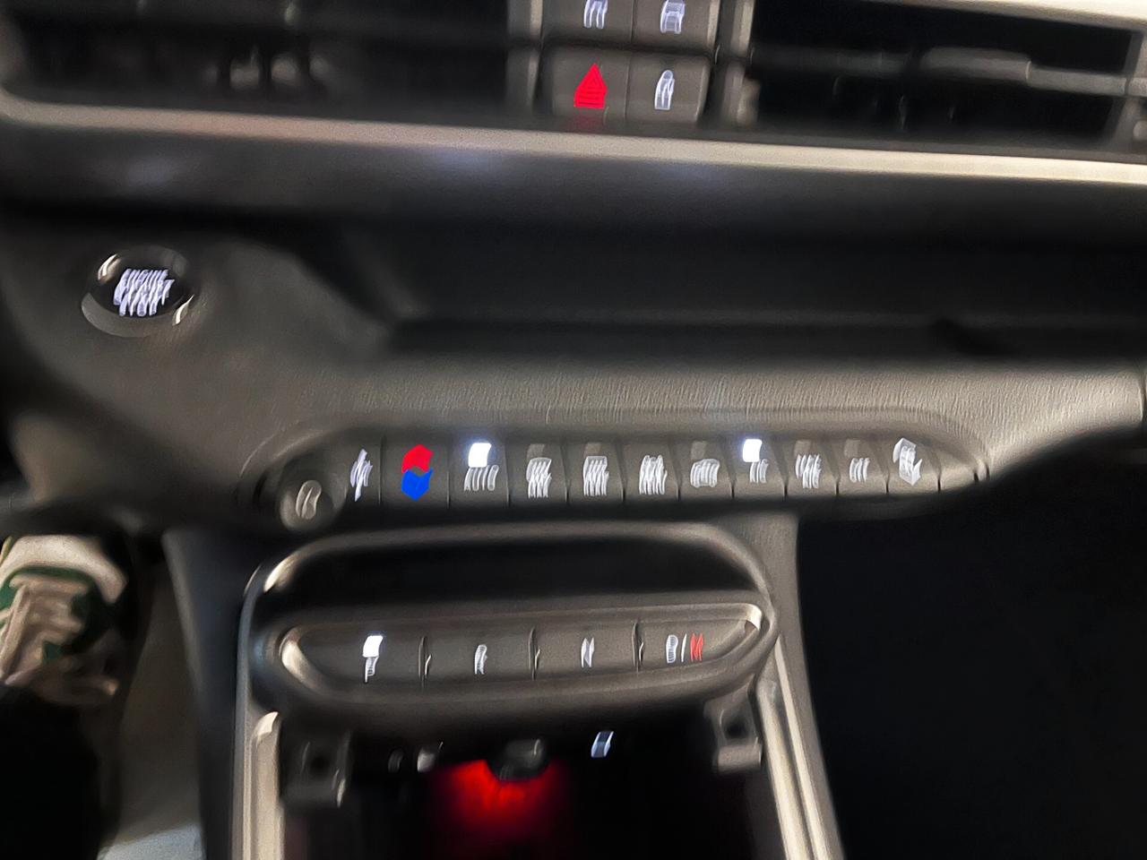 Jeep Avenger 1.2 Turbo 110 CV MHEV Summit