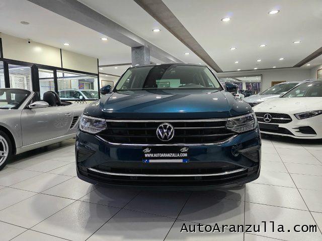 VOLKSWAGEN Tiguan 2.0 TDI 122CV SCR Life Navi - Fari Led