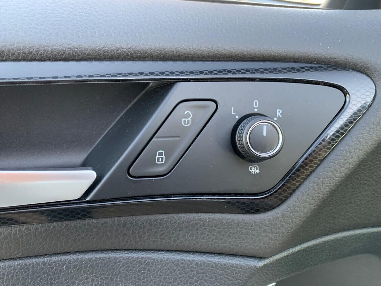 Volkswagen Golf 1.6 TDI 105 cv 5p. Highline BlueMotion Technology