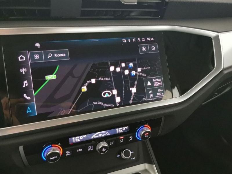 Audi Q3 40 2.0 tdi Business Advanced quattro 200cv s-tronic