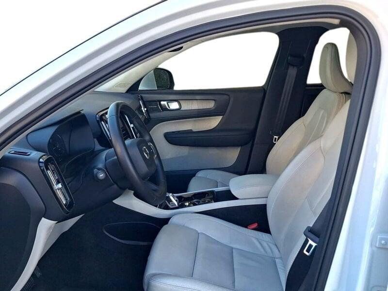 Volvo XC40 Recharge T5 180+82 CV Recharge Plug-in Hybrid TETTO Inscription