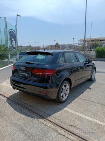 AUDI A3 SPB 35 TDI Admired i.e