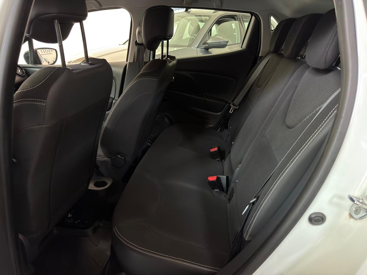 Renault Clio 1.2 75CV 5 porte Wave