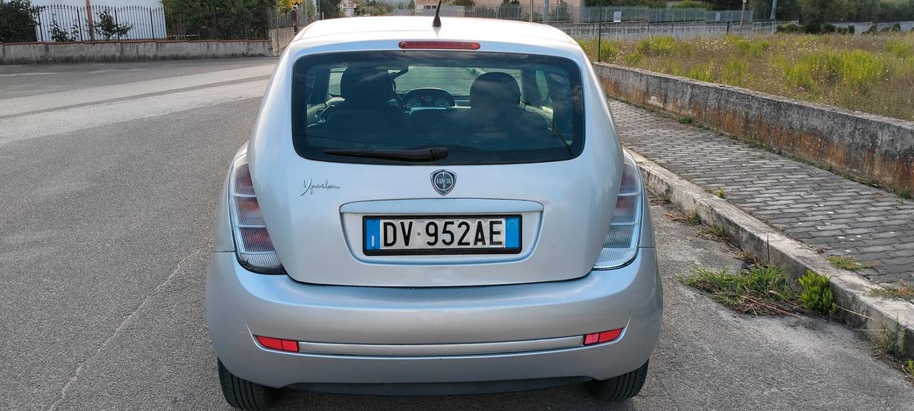 Lancia Ypsilon 1.2 Argento