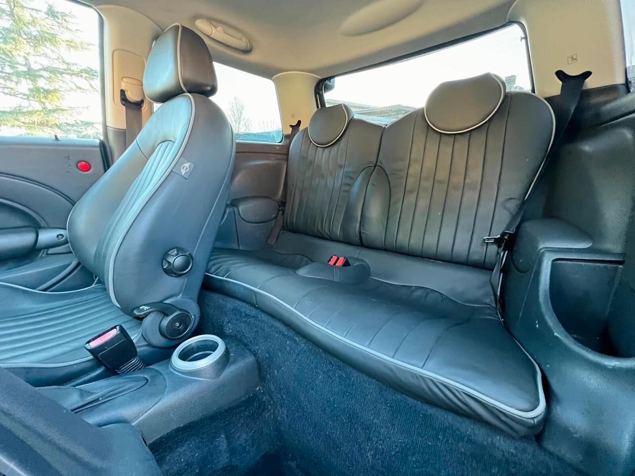 Mini 1.6 16V One de luxe