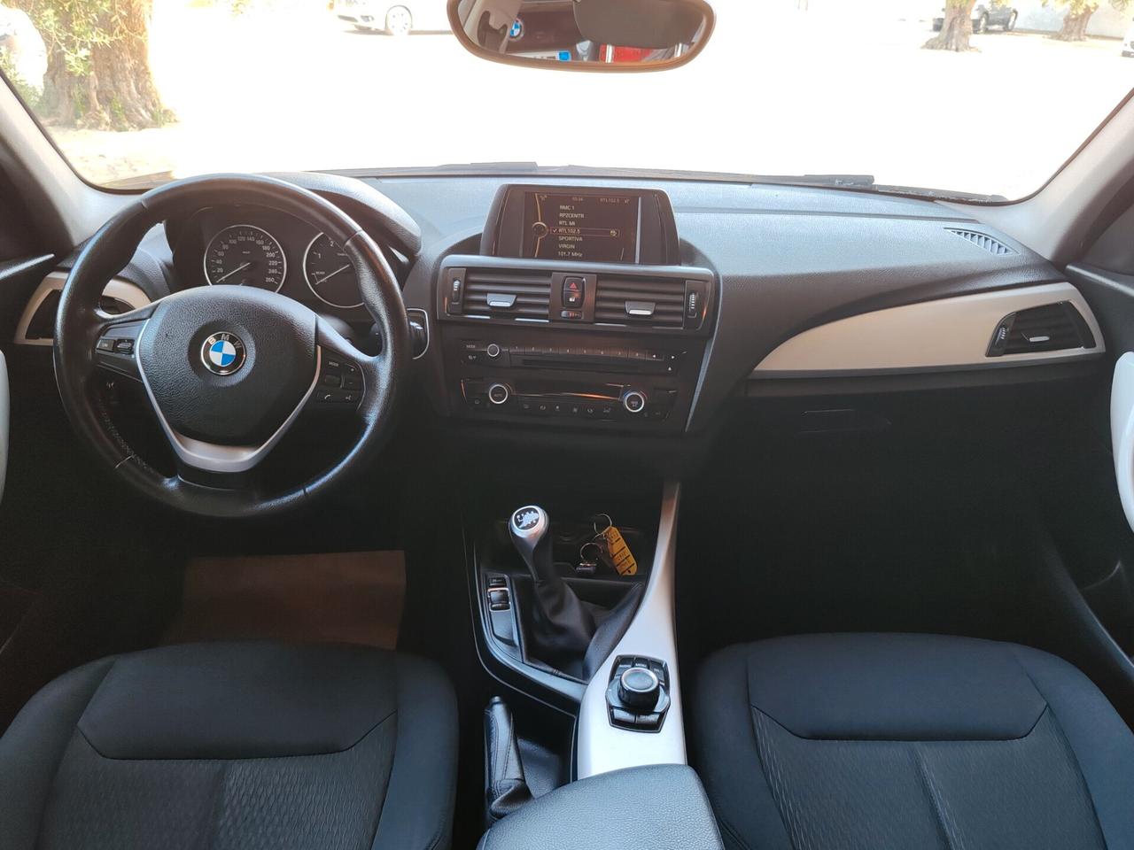 Bmw 116 116d 5p. Business