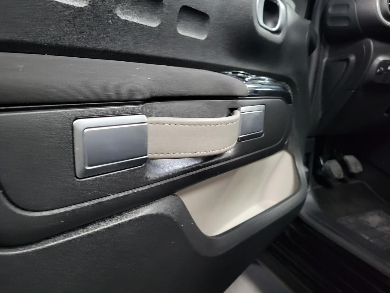 Citroen C3 1.2 110 CV *** SHINE FULL OPTIONALS DOPPIA TELECAMERA