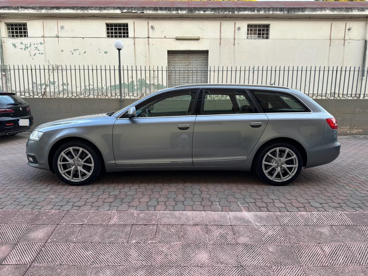 Audi A6 Avant 3.0 V6 TDI 240 CV quattro tiptronic