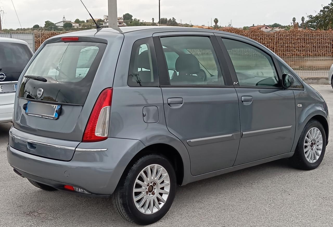 Lancia MUSA 1.3 Multijet 2012