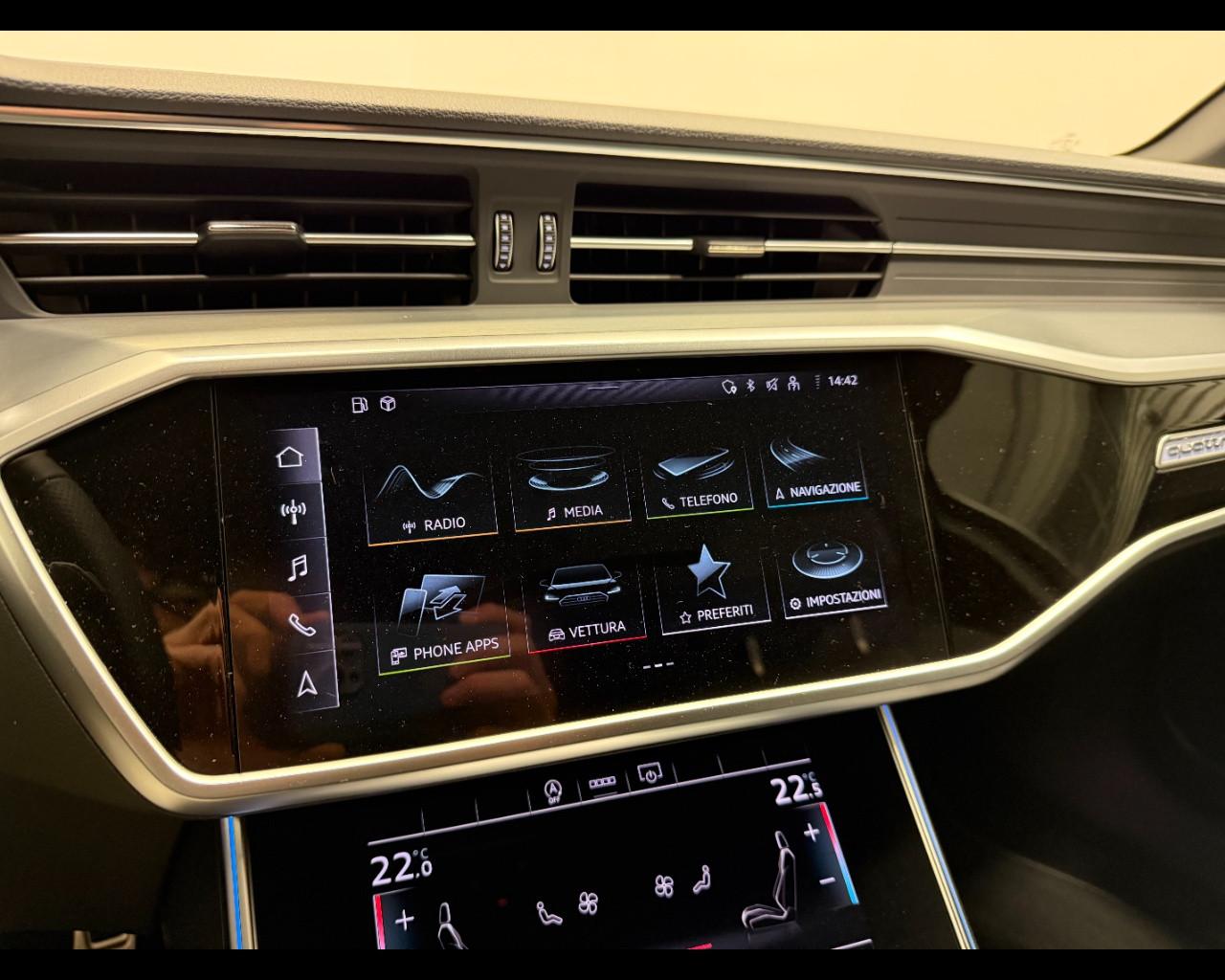 AUDI A6 AVANT 40 TDI MHEV S-TRONCI S LINE EDITION