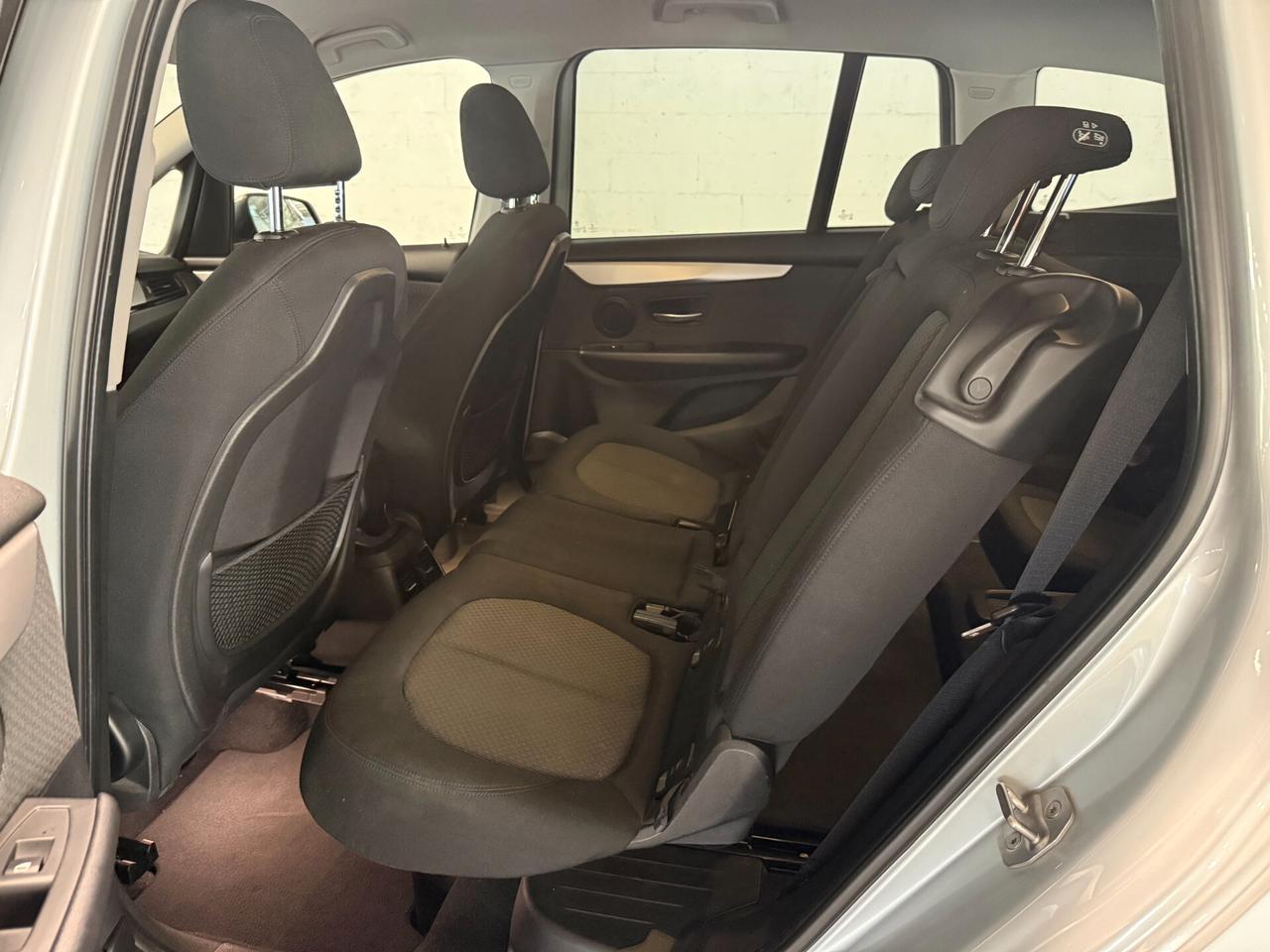 Bmw 2er Active Tourer 218d Luxury