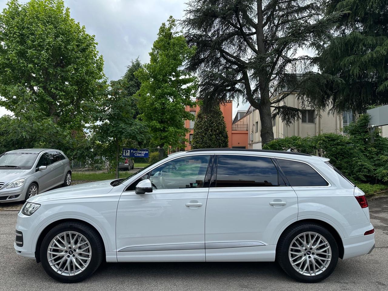 Audi Q7 3.0 TDI 272 CV quattro tiptronic Sport Plus 7 POSTI