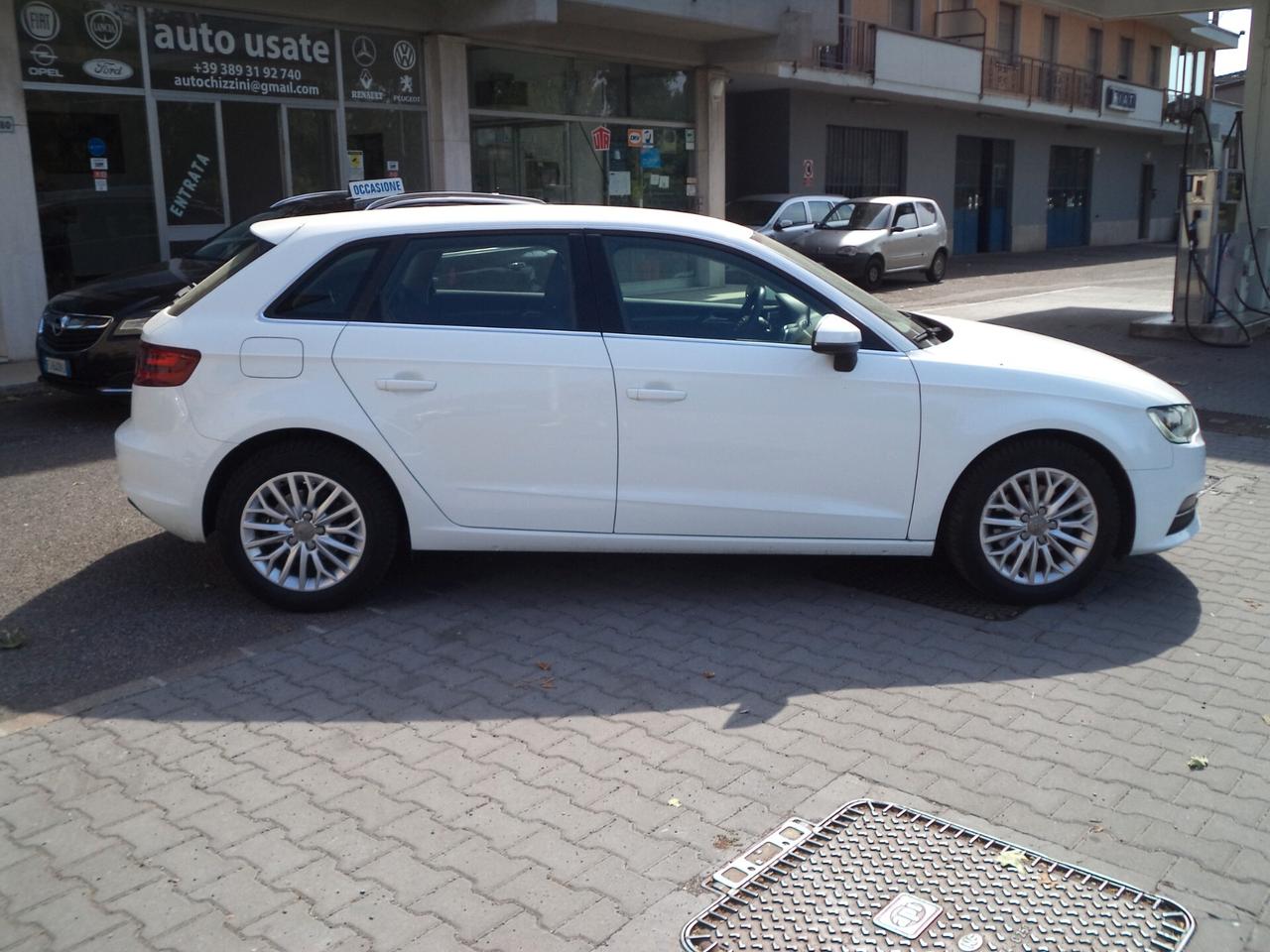 Audi A3 SPB 1.6 TDI clean diesel Ambition